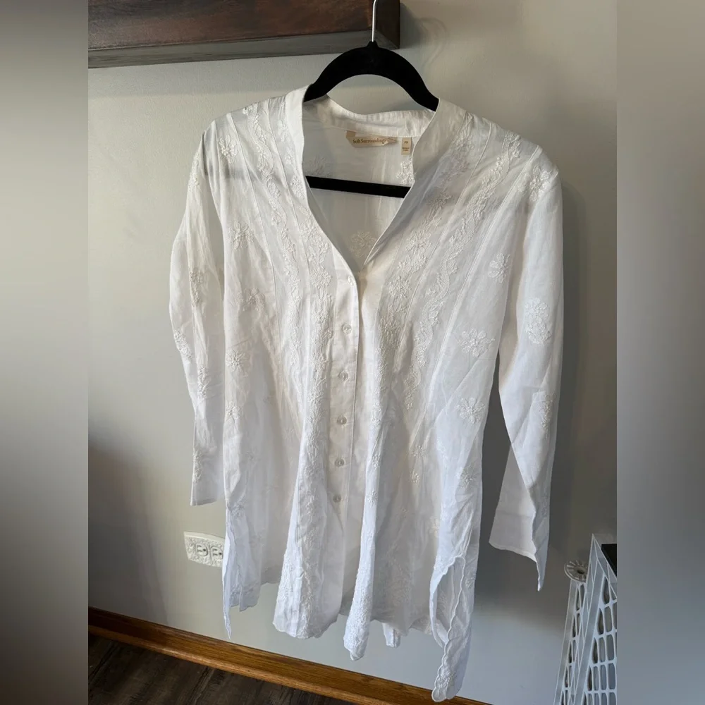 Soft Surroundings White Embroidered Blouse Tunic - Picture 4 of 9